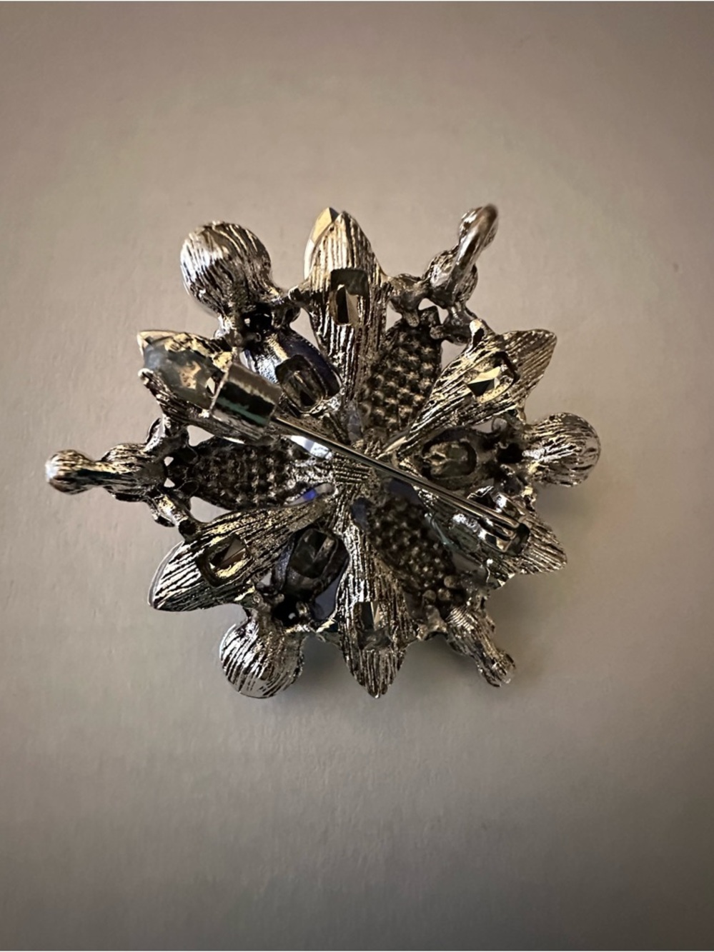 Blue Crystal Flower Brooch - Women Jewelry - Picture 2 of 2